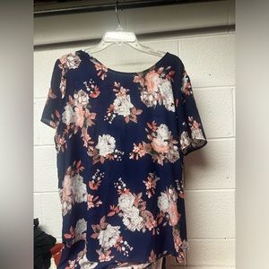 2XL floral navy blue blouse